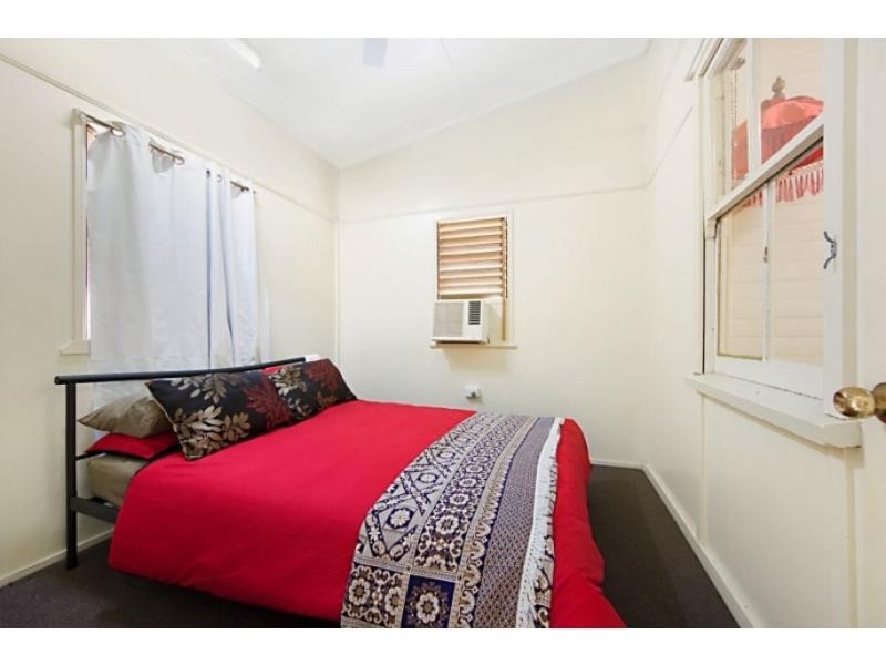 7 Musgrave Street, West End QLD 4810