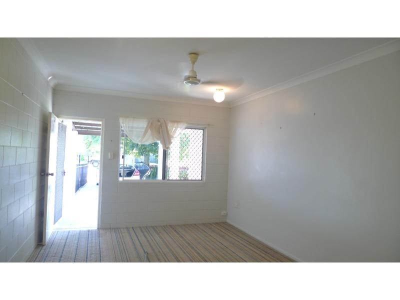 2/324 Pinnacle Drive, Rasmussen QLD 4815