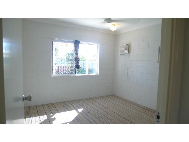 2/324 Pinnacle Drive, Rasmussen QLD 4815