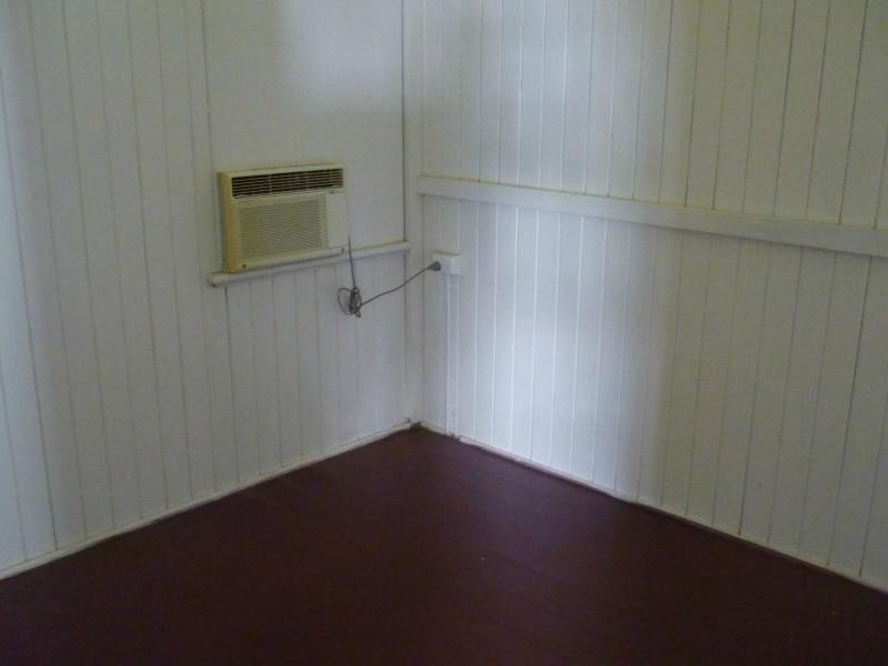 72 Cook Street, North Ward QLD 4810