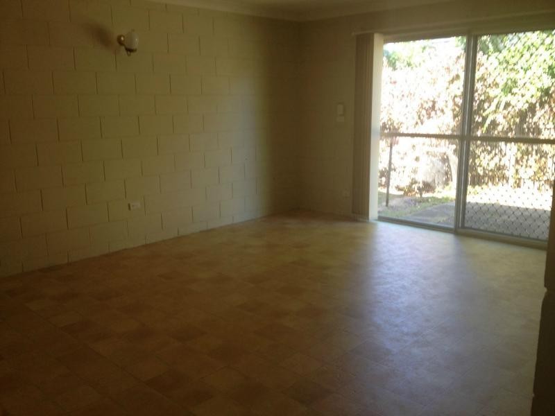 2/26 McBride Street, Kirwan QLD 4817