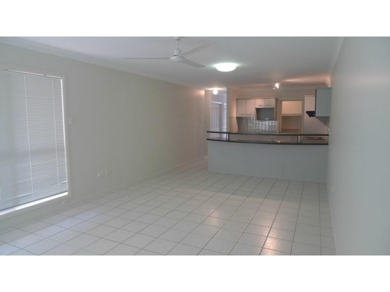 2/29 Soule Street, Hermit Park QLD 4812