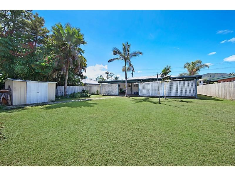 151 Albert Street, Cranbrook QLD 4814