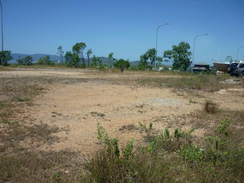 63 Goicoechea Drive, Bushland Beach QLD 4818
