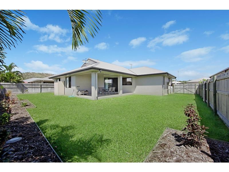 66 Corbett Street, Mount Louisa QLD 4814