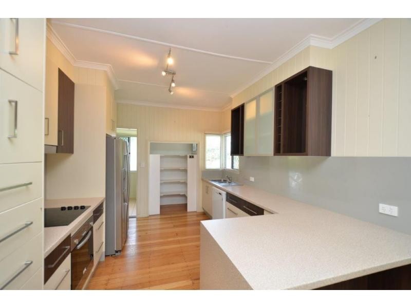 49 Goldring Street, Hermit Park QLD 4812