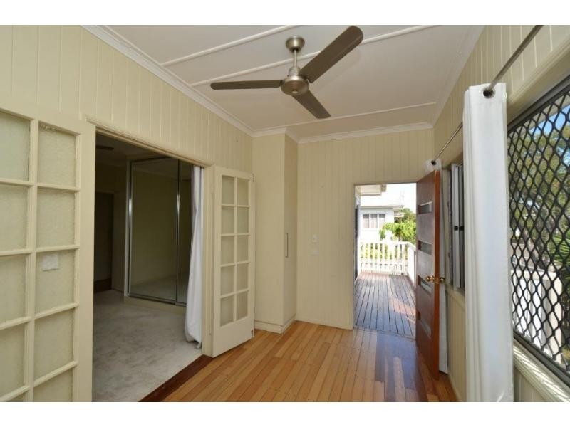 49 Goldring Street, Hermit Park QLD 4812