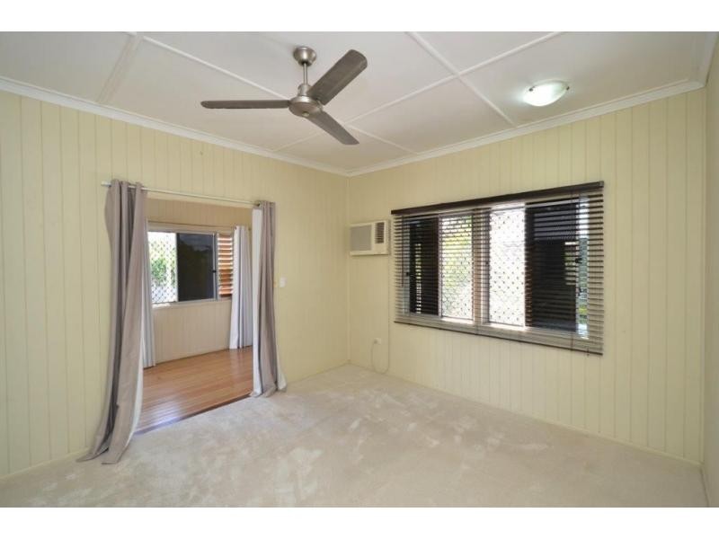 49 Goldring Street, Hermit Park QLD 4812