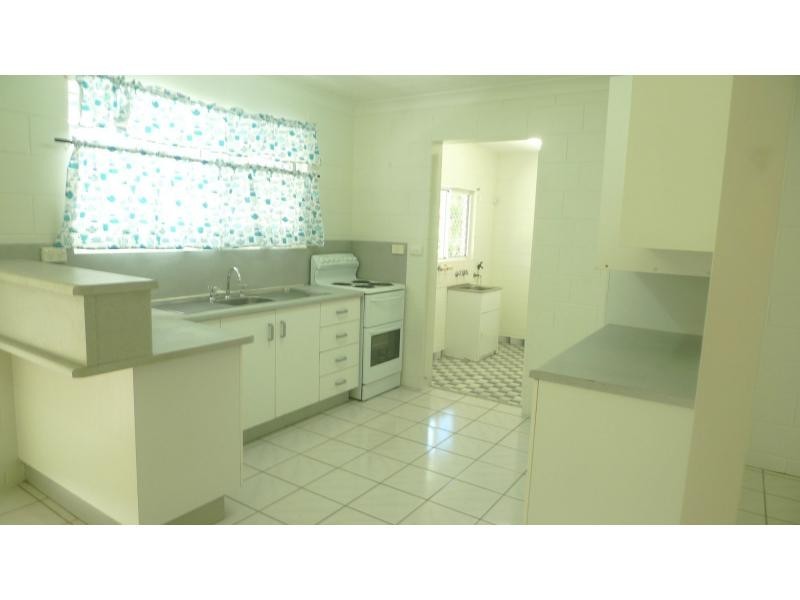 30 Rayleigh Street, Wulguru QLD 4811