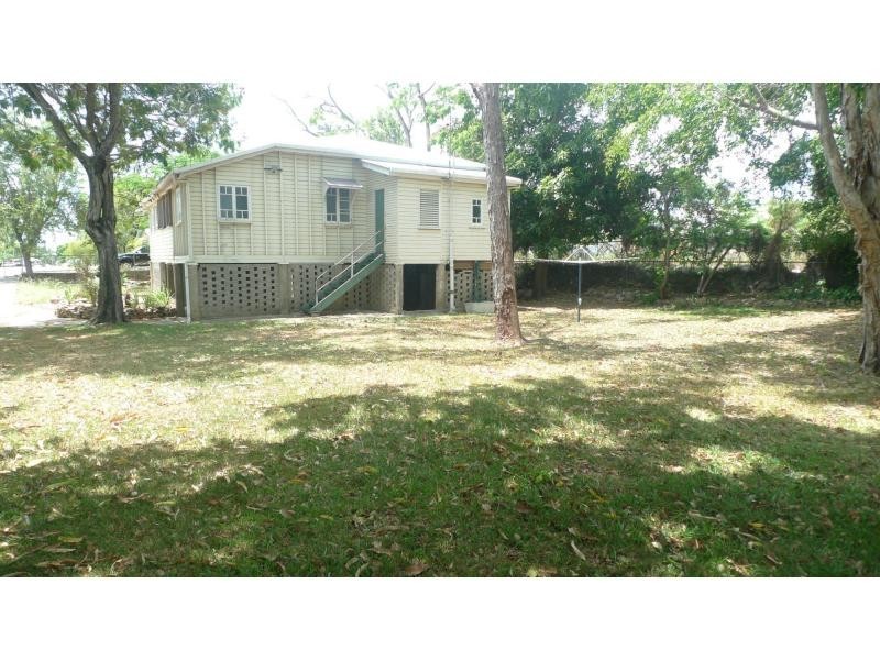 9 Echlin Street, West End QLD 4810