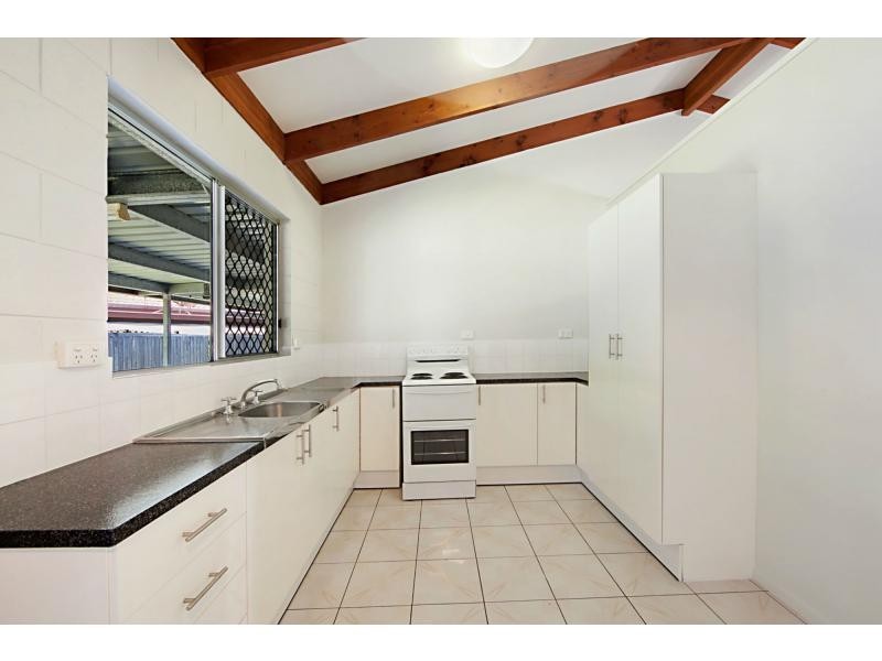 1 Petersen Court, Douglas QLD 4814