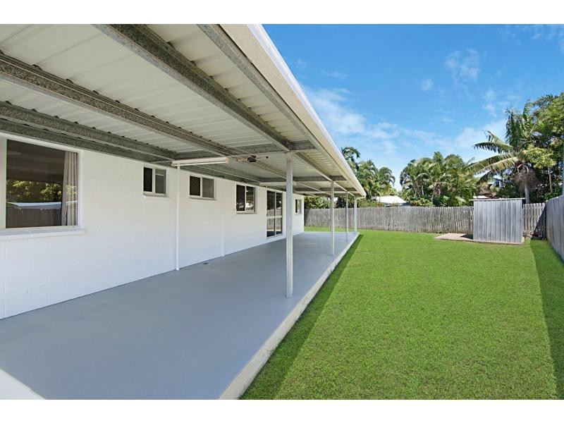 1 Petersen Court, Douglas QLD 4814