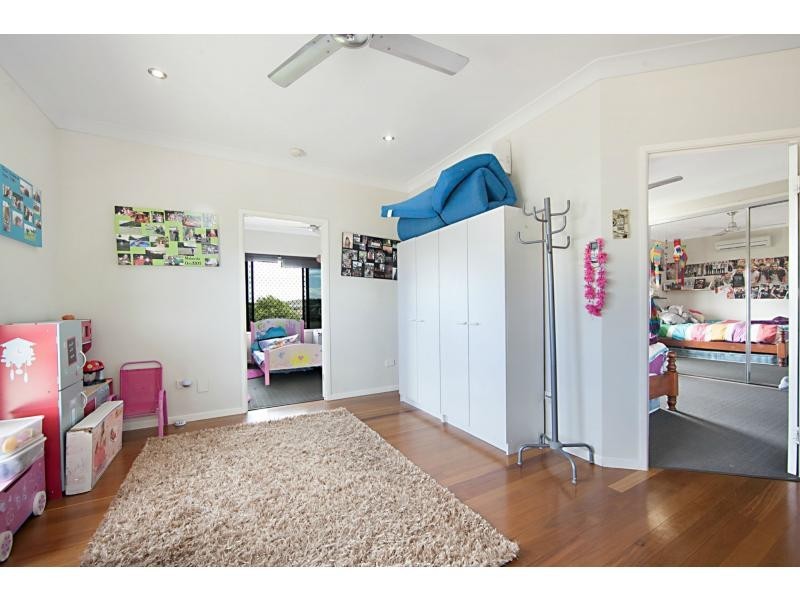 20 Muntrie Court, Mount Low QLD 4818