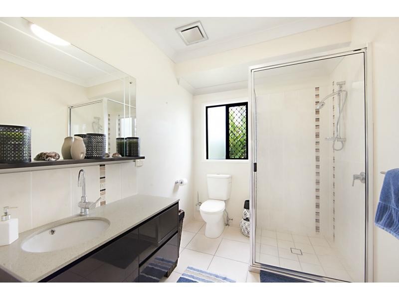 20 Muntrie Court, Mount Low QLD 4818