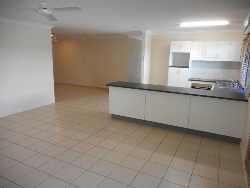 13 Chesterton Court, Kirwan QLD 4817