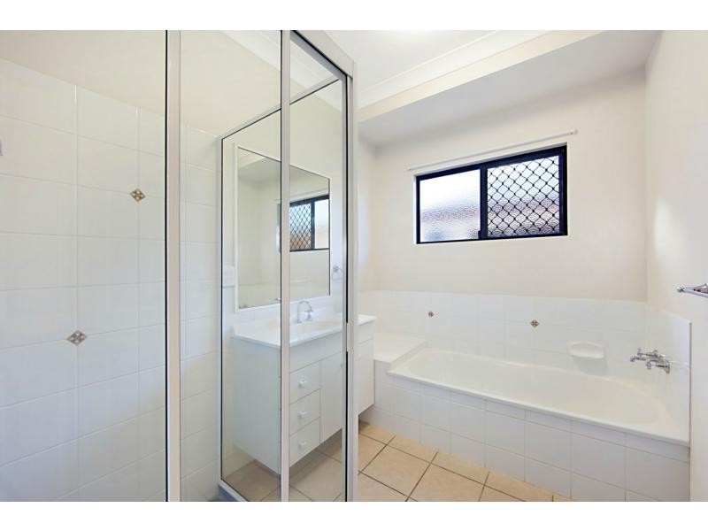 1 Hawkesbury Lane, Douglas QLD 4814