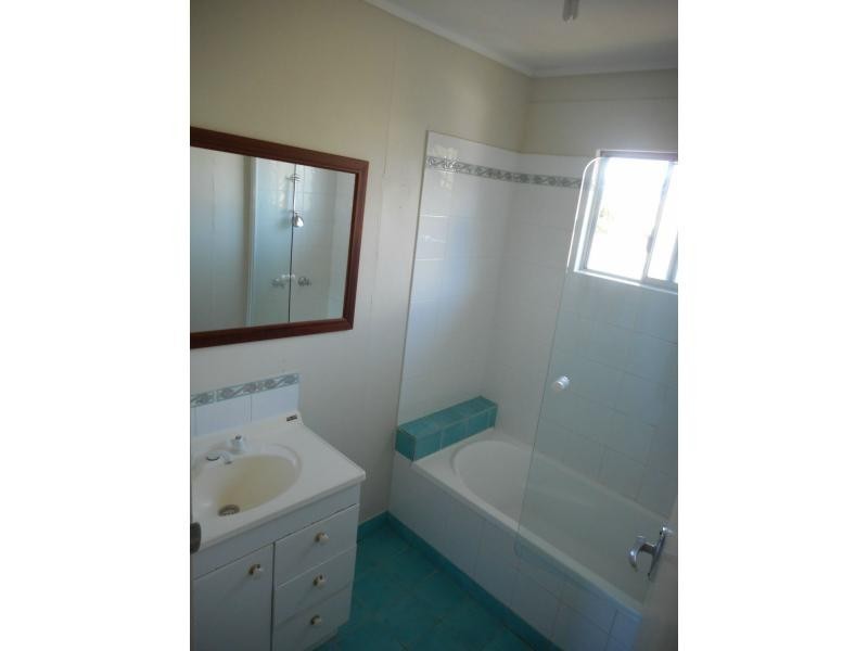 28 Lanark Street, Kirwan QLD 4817