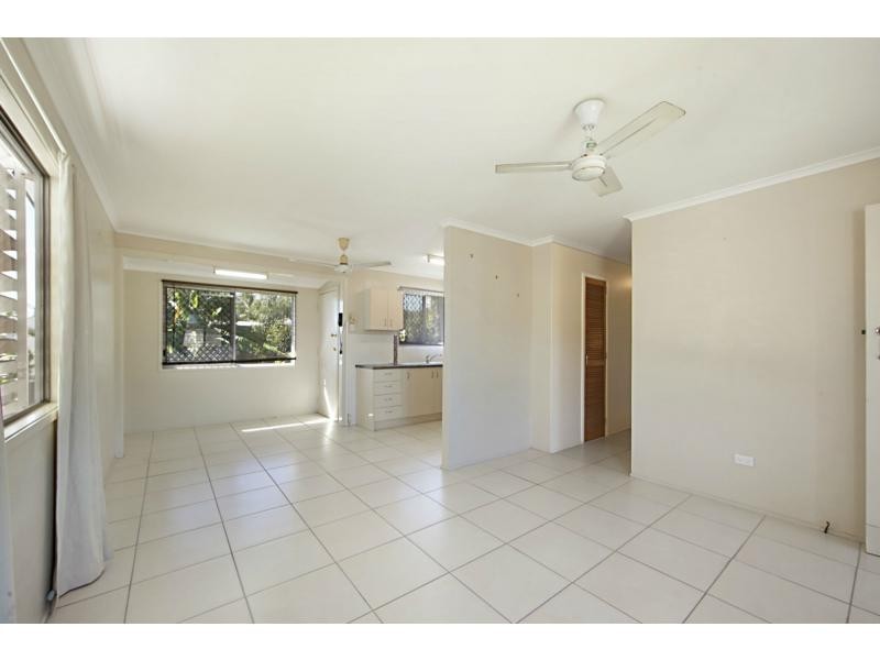 16 Coates Street, Mount Louisa QLD 4814