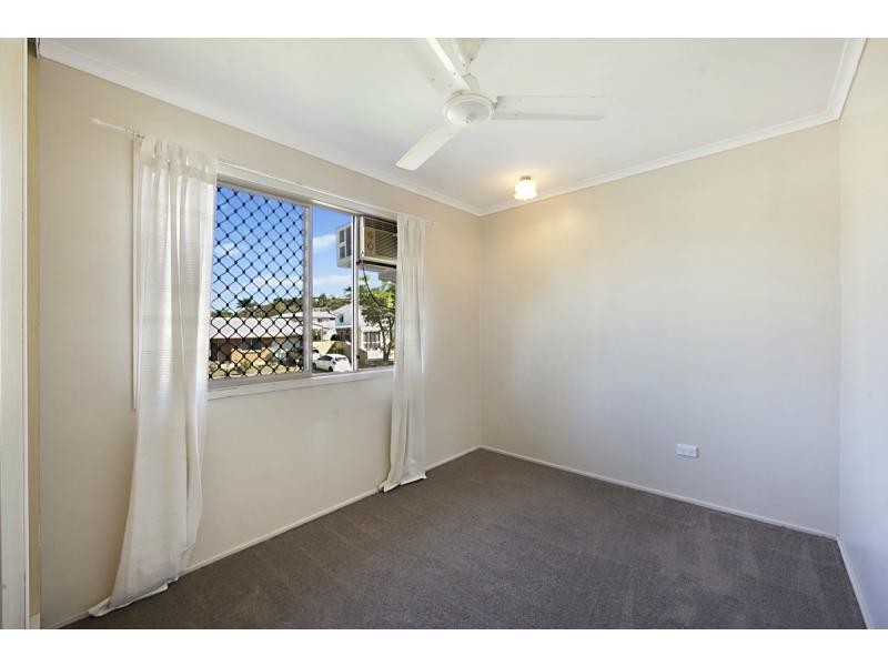 16 Coates Street, Mount Louisa QLD 4814