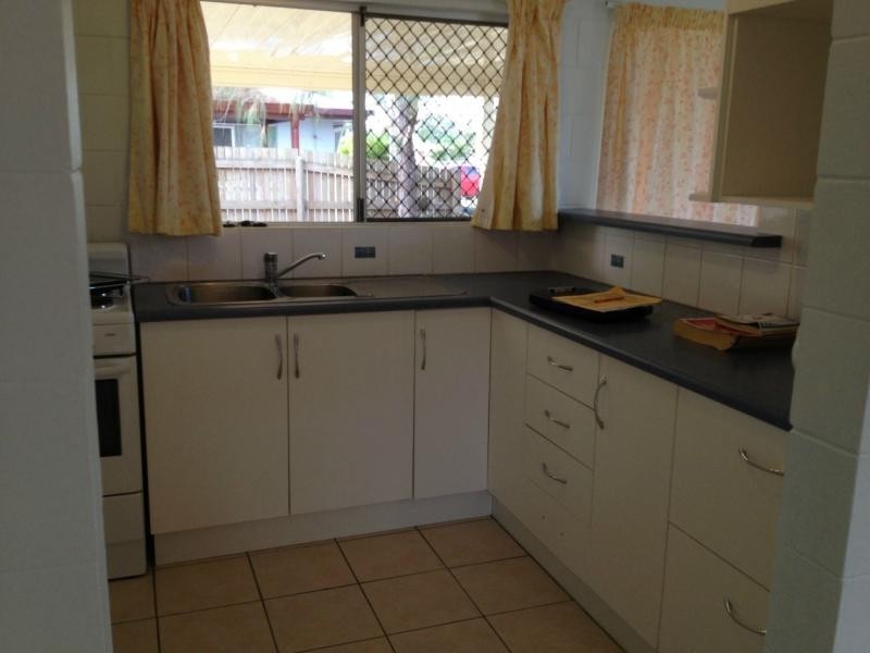 10 Falcon Crescent, Condon QLD 4815