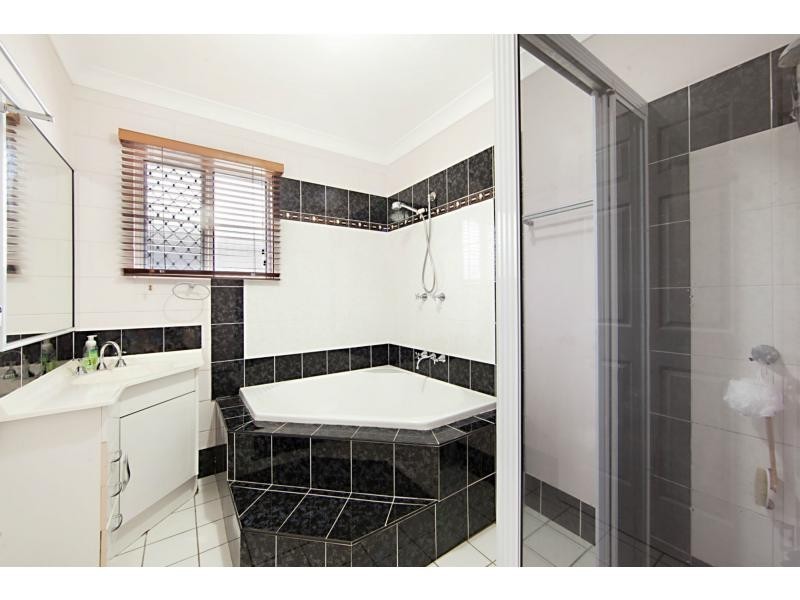 5 Peppertree Street, Kirwan QLD 4817