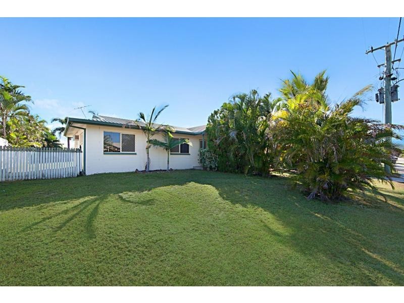 49 Feeney Avenue, Rasmussen QLD 4815