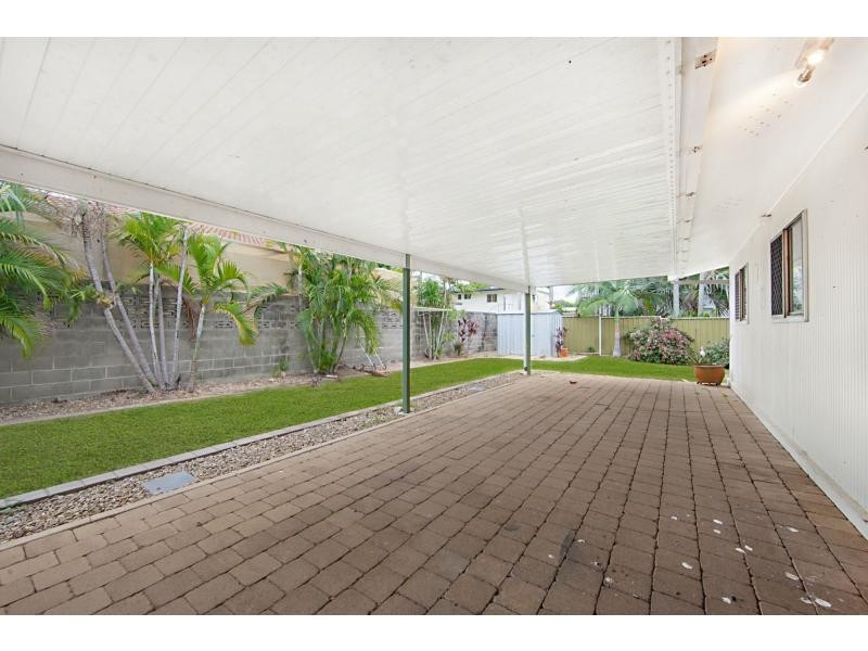 9 Gruner Court, Mount Louisa QLD 4814