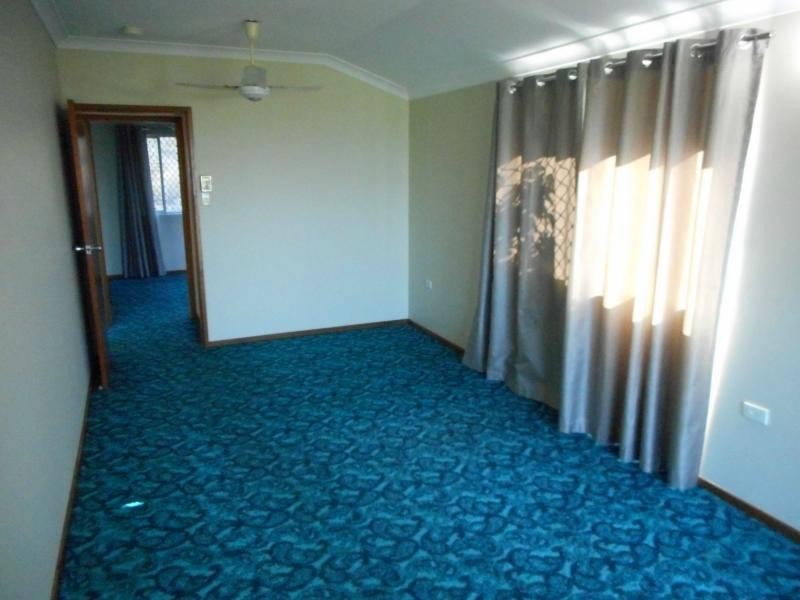 7 Hillside Crescent, Townsville City QLD 4810