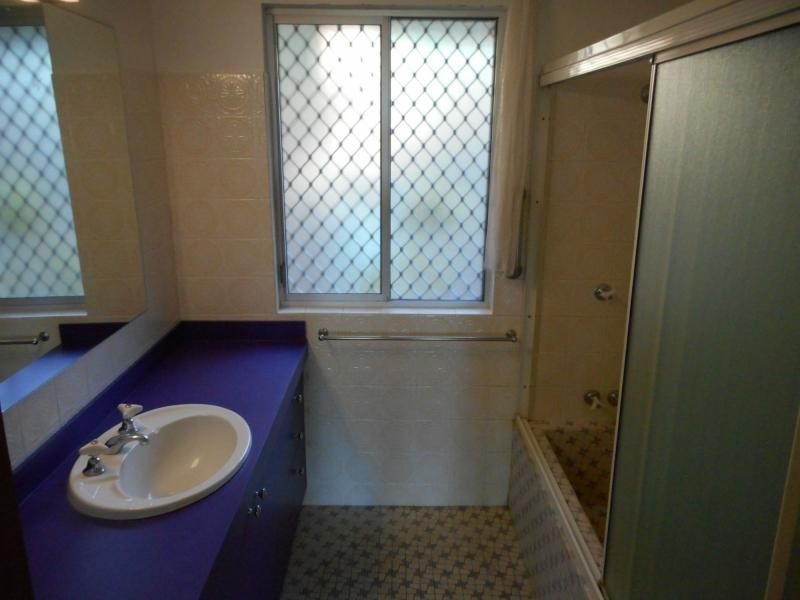 7 Hillside Crescent, Townsville City QLD 4810