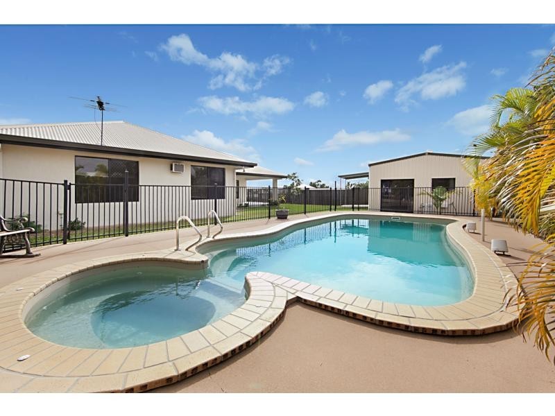 5 Britomart Street, Bushland Beach QLD 4818