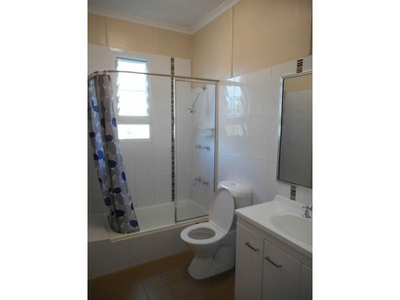 15 Webster Street, Mundingburra QLD 4812