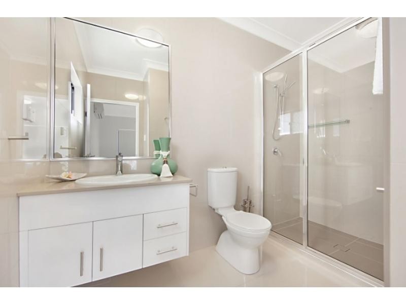 11 Dahlia Street, Burdell QLD 4818