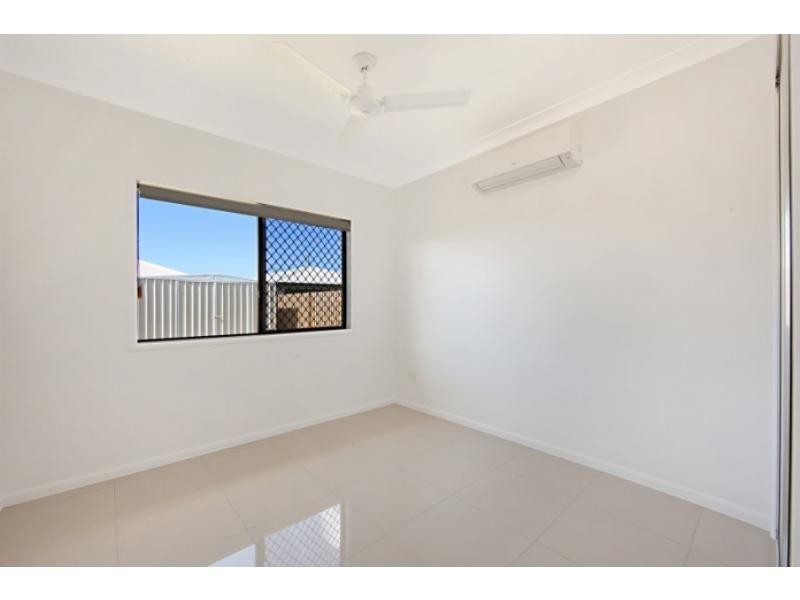 11 Dahlia Street, Burdell QLD 4818