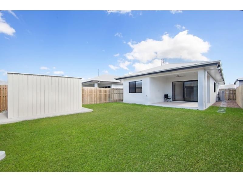 11 Dahlia Street, Burdell QLD 4818