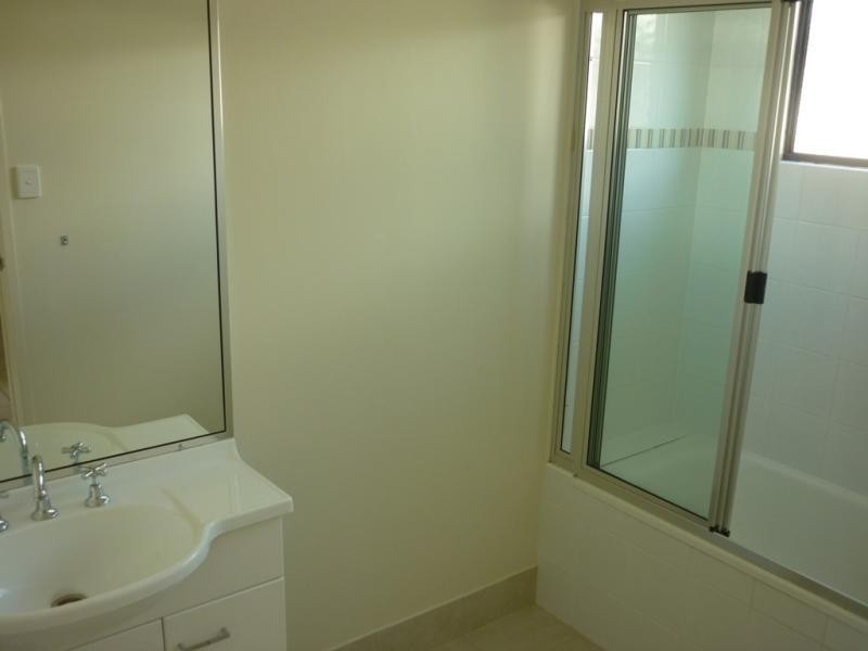 9 Meridian Court, Burdell QLD 4818