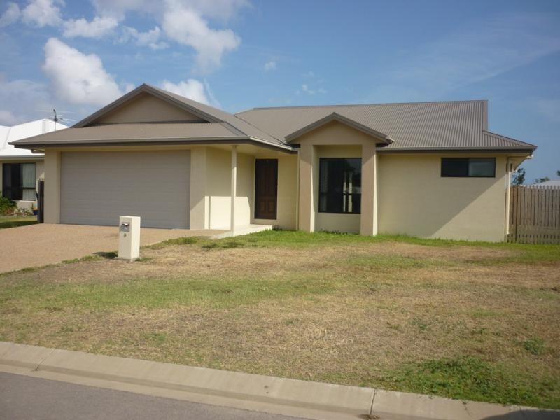 9 Meridian Court, Burdell QLD 4818