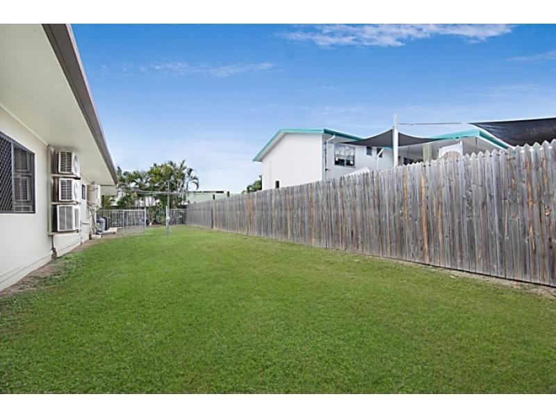 6 Emerald Street, Kirwan QLD 4817