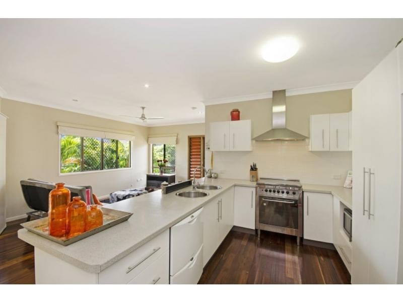 38 Paddington Terrace, Douglas QLD 4814