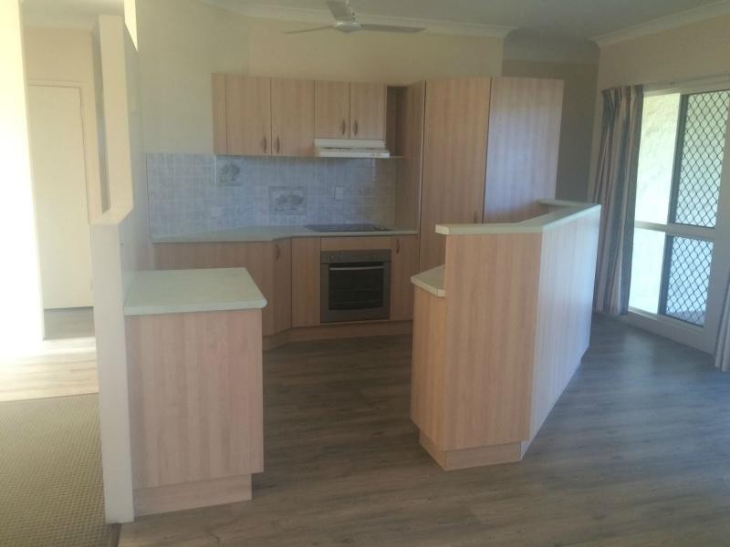 31 Dalkeith Crescent, Mount Louisa QLD 4814