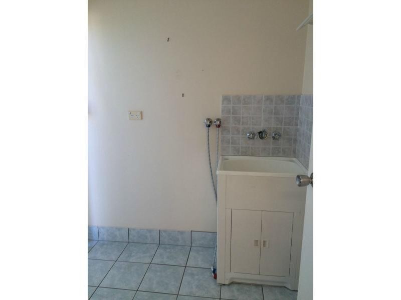 31 Dalkeith Crescent, Mount Louisa QLD 4814