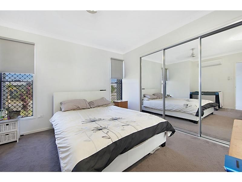 5 Black Apple Avenue, Mount Low QLD 4818