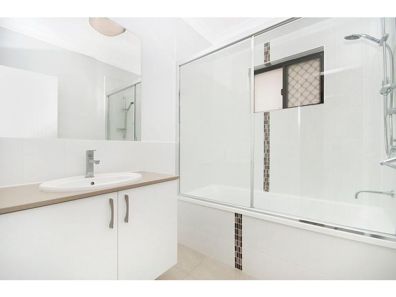 15 Poinsettia Drive, Bohle Plains QLD 4817