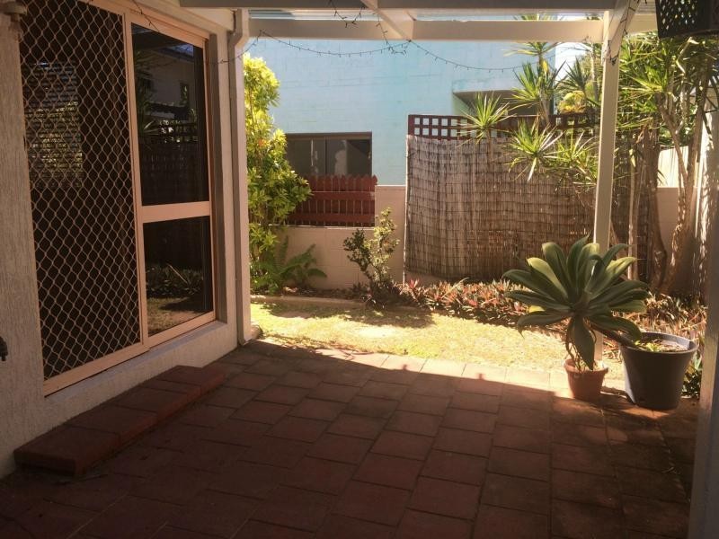 6/131 Eyre Street, North Ward QLD 4810