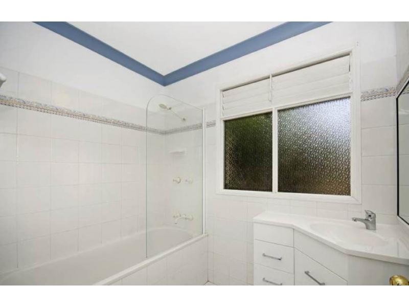 1 Tenth Avenue, Railway Estate QLD 4810