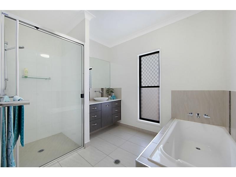 23 Apple Gum Avenue, Mount Low QLD 4818