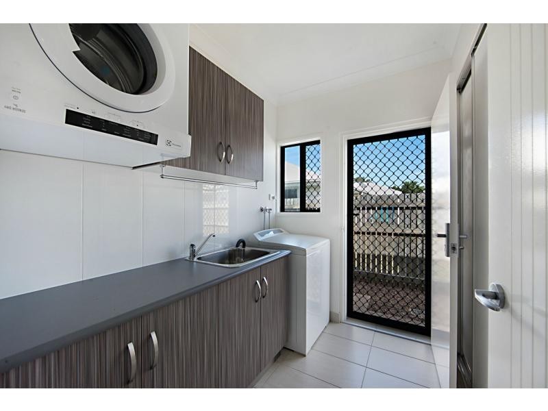 23 Apple Gum Avenue, Mount Low QLD 4818