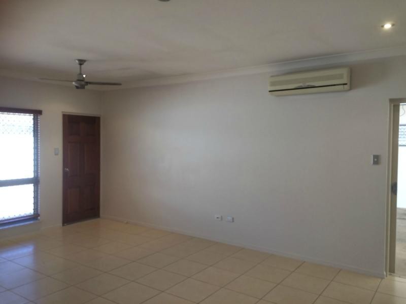 2/9 Caroline Street, Aitkenvale QLD 4814