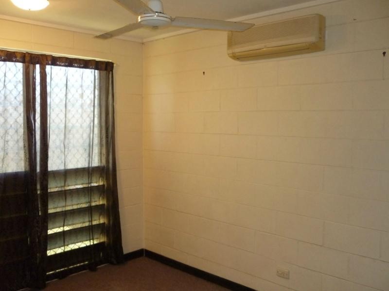 1/9 Bent Street, Mundingburra QLD 4812