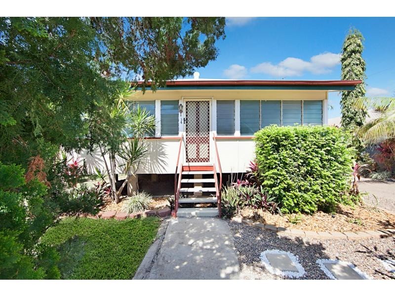 34 Ackers Street, Hermit Park QLD 4812