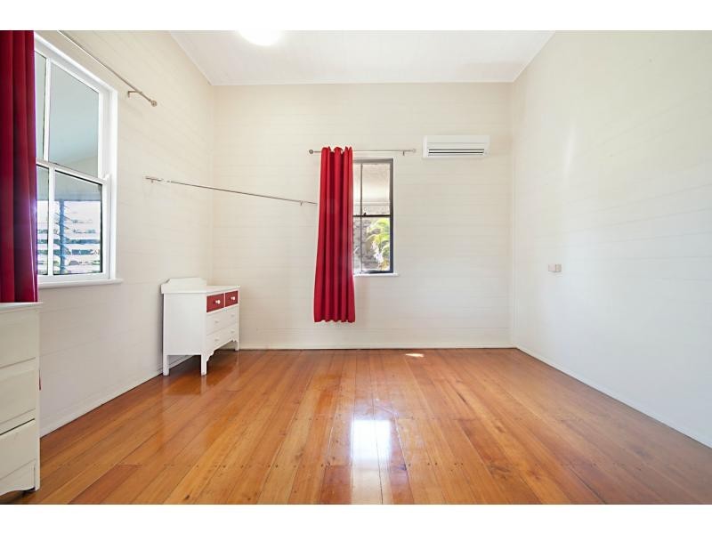 34 Ackers Street, Hermit Park QLD 4812